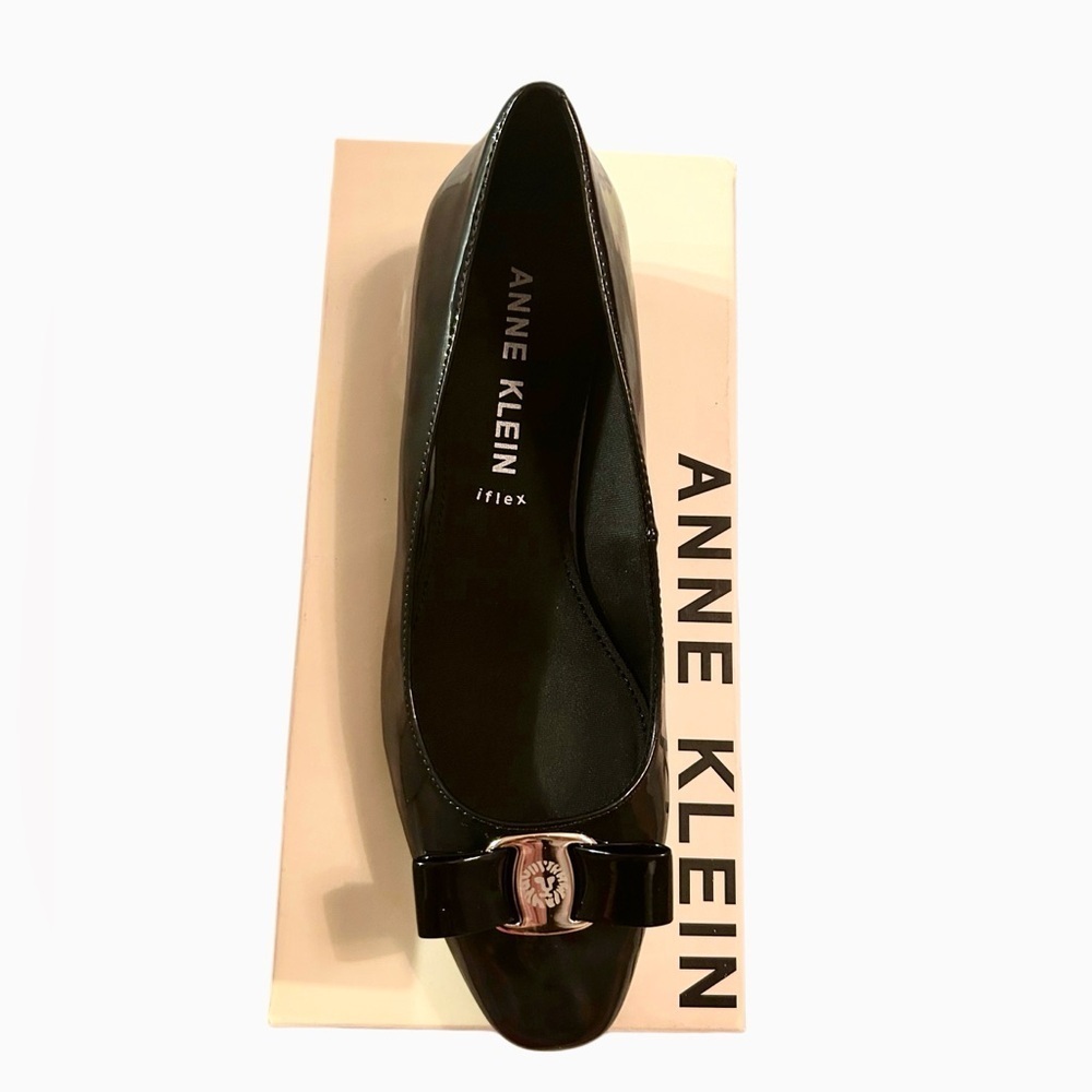 Anne Klein Glossy Black Heels with Silver Accent - Picture 8 of 12